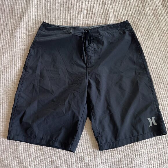 Hurley Board Shorts Men's Size 30 Black Beach Surfing Drawstring Swimwear - Picture 1 of 14